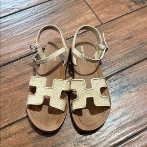Steve Madden women Beige Textured Strappy Sandals